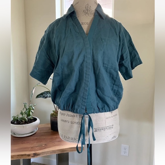 Athleta Women’s 100% Linen Wrap Top Tie Collar Blue Cropped Medium Classic - Picture 9 of 11